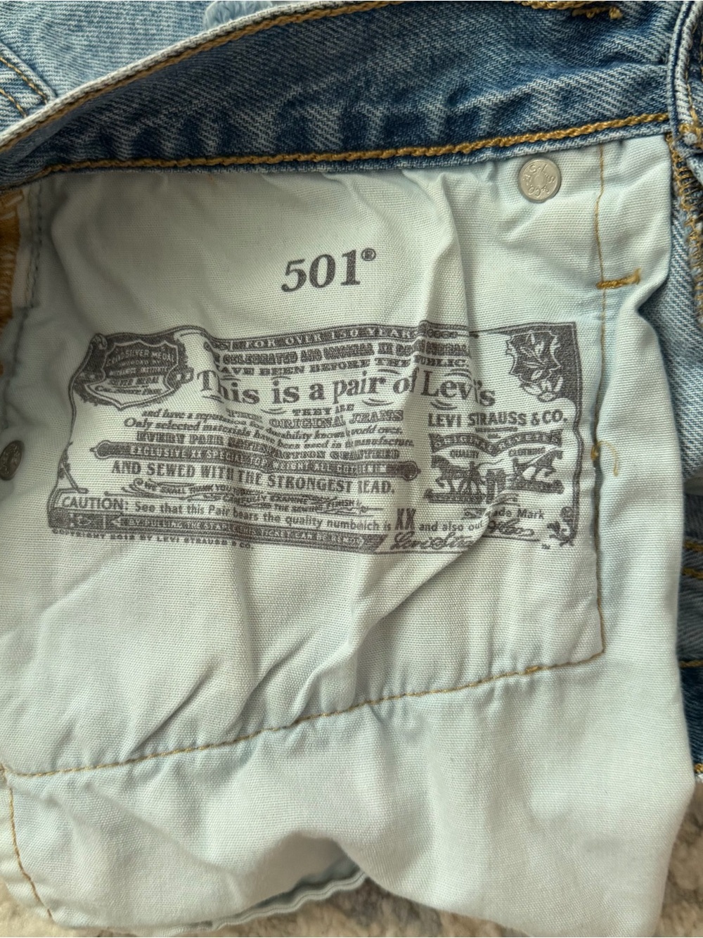 Distressed Jean short bundle - Picture 5 of 10